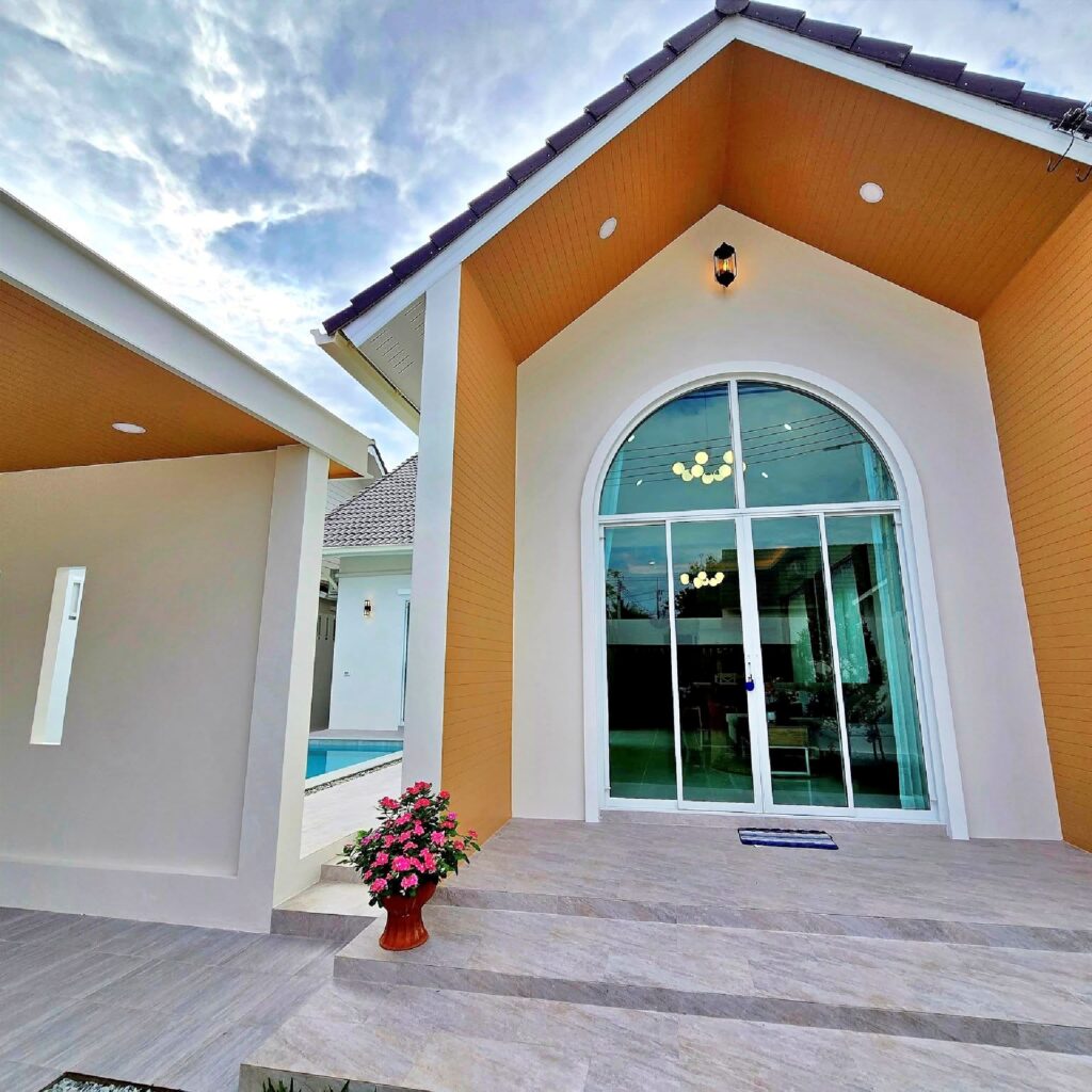 3-bed house for rent in east pattaya