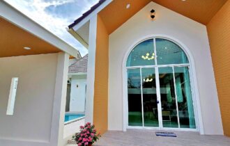 Pool villa 3 bedrooms in Mabprachan Pool villa 3 bedrooms in Mabprachan