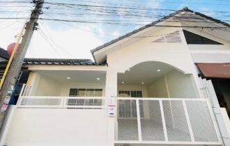 Minimal Style Home for Sale Minimal Style Home for Sale