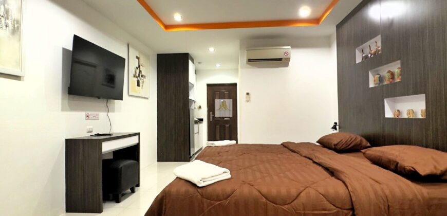 Pratumnak studio rent