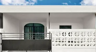 Modern townhouse east pattaya | for rent