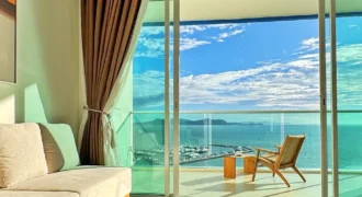 Mövenpick luxury beachfront 1 bed | for rent