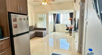 Keha thepprasit condo 2 beds for rent