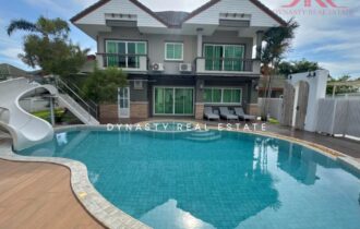 Luxury 6 Bedroom Pool Villa for Rent