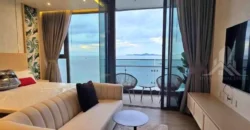 Luxury Arom Wongamat Condo for Sale and Rent