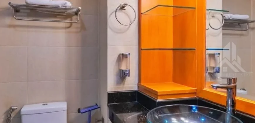 Luxury 2-Bedroom Corner Condo at View Talay 8