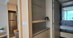 Luxury Arom Wongamat Condo for Sale and Rent