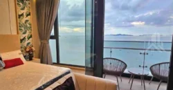 Luxury Arom Wongamat Condo for Sale and Rent