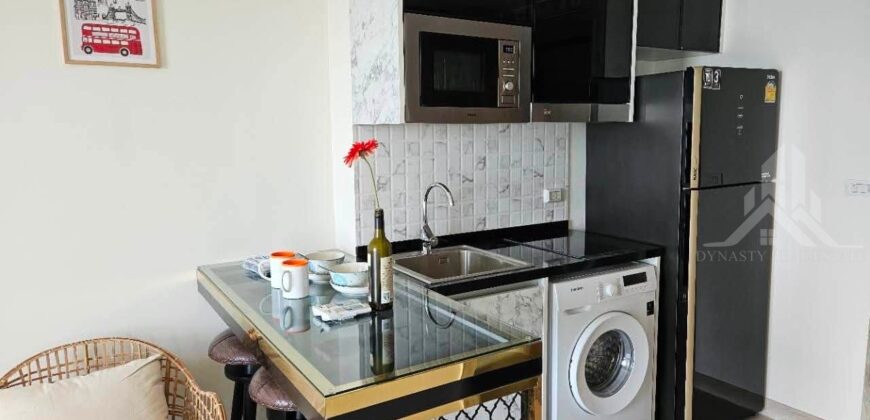 Luxury 1BR Sea View Condo at Riviera Monaco Pattaya