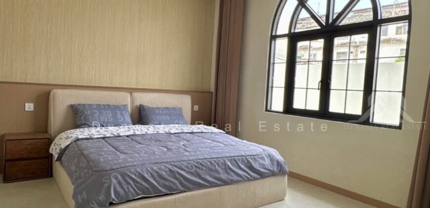 5 Bed Pool Villa for Rent Near Terminal 21 Pattaya