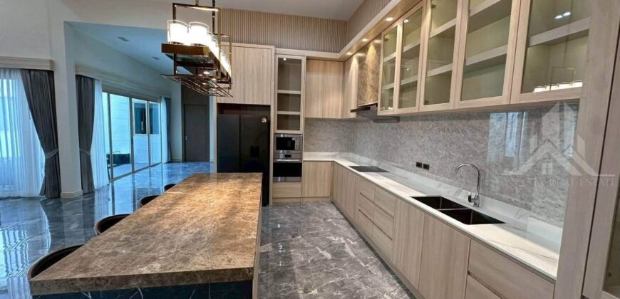 4-Bedroom Pool Villa for Rent in Huai Yai