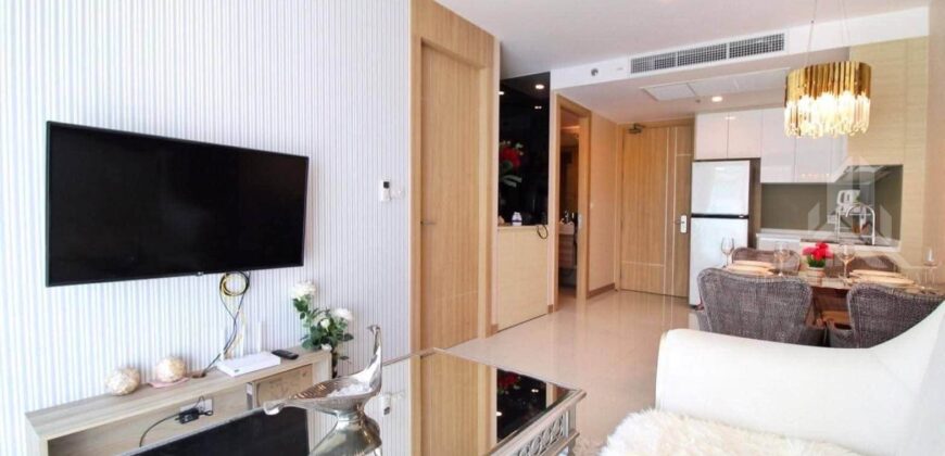 1 Bed Luxury Condo at The Riviera Jomtien for Sale
