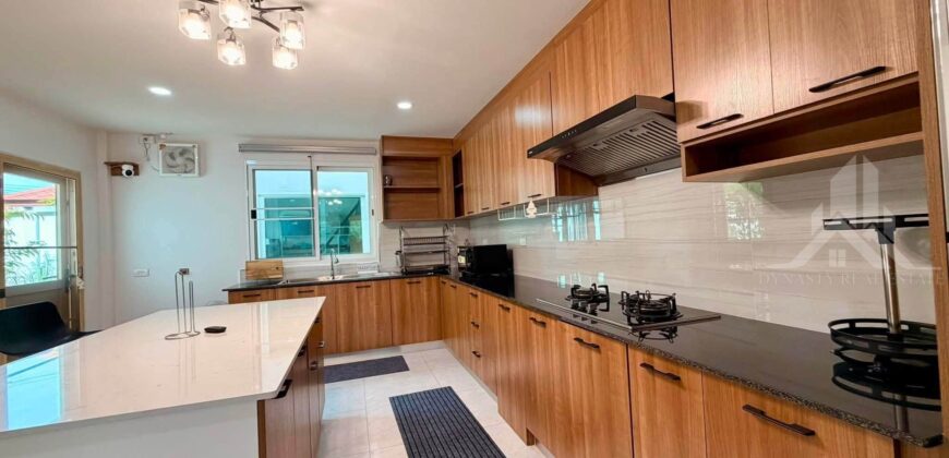 3 Bedroom Pool Villa for Rent in East Pattaya
