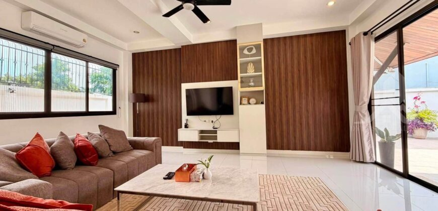 3 Bedroom Pool Villa for Rent in East Pattaya
