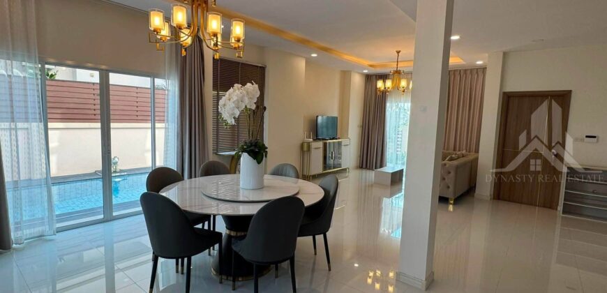 4 Bedroom Pool Villa for Rent in Pattaya