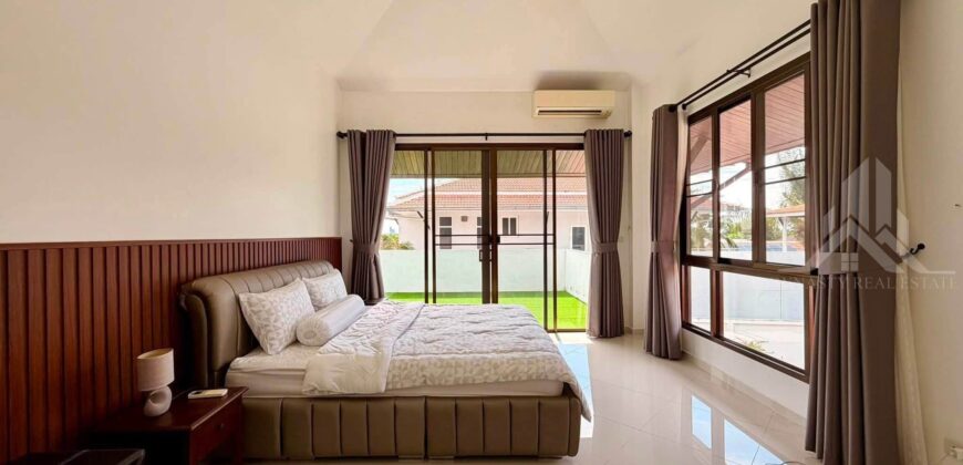 3 Bedroom Pool Villa for Rent in East Pattaya