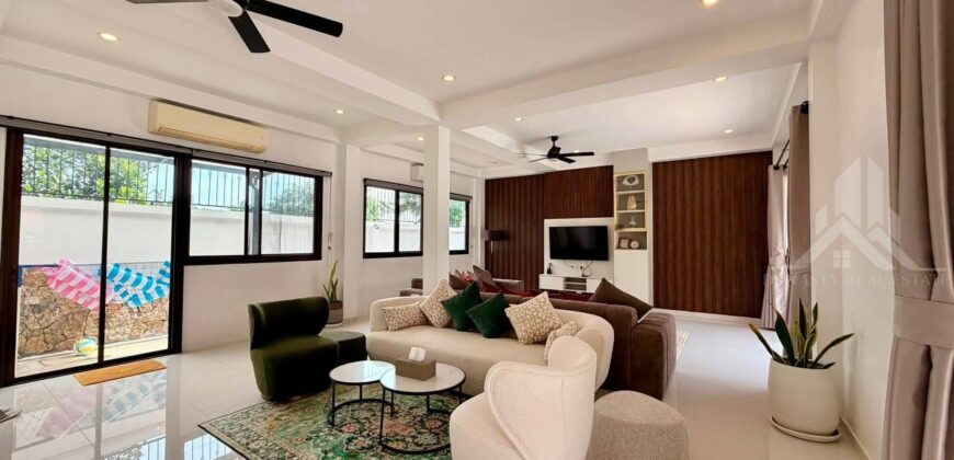 3 Bedroom Pool Villa for Rent in East Pattaya