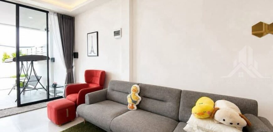 Townhome for Rent in Siam Country Club