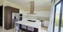 Spacious Pool Villa for Rent Spacious Pool Villa for Rent