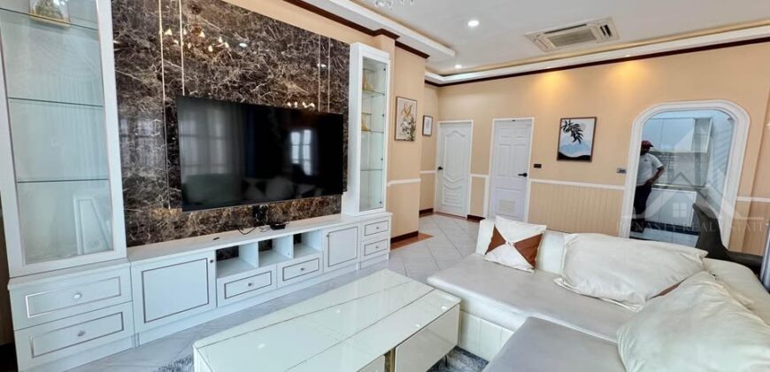 Pattaya Pool Villa for Sale and Rent