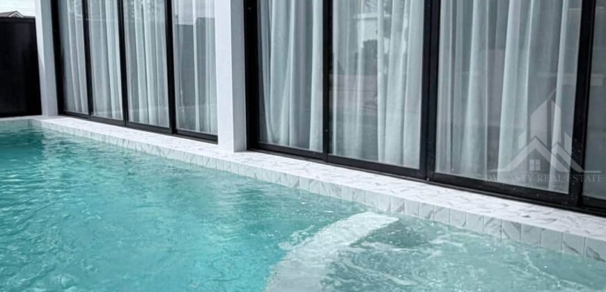Luxury Pool Villa in Thapphraya Jomtien
