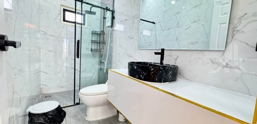 Pattaya Pool Villa for Sale and Rent