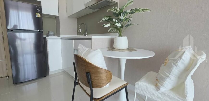 Sea View Condo in Wongamat for Sale