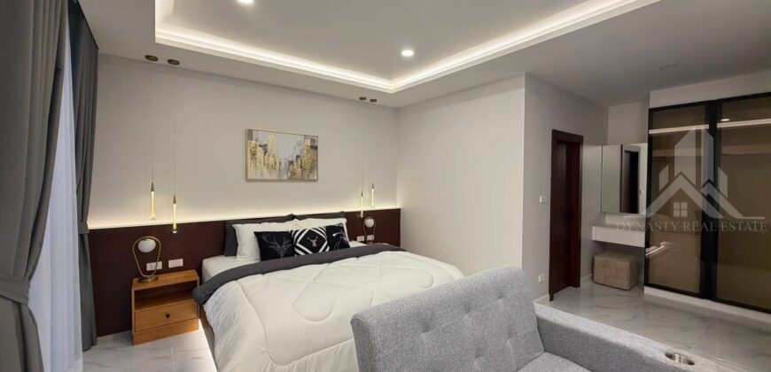 Luxury Pool Villa in Thapphraya Jomtien