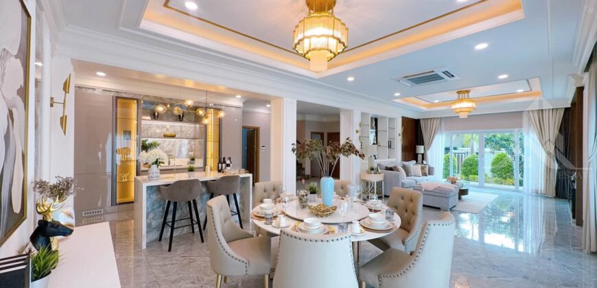 Luxury Pool Villa in Huai Yai Near Na Jomtien