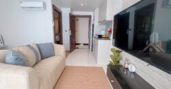 Beachside Living in Wongamat with Sea View