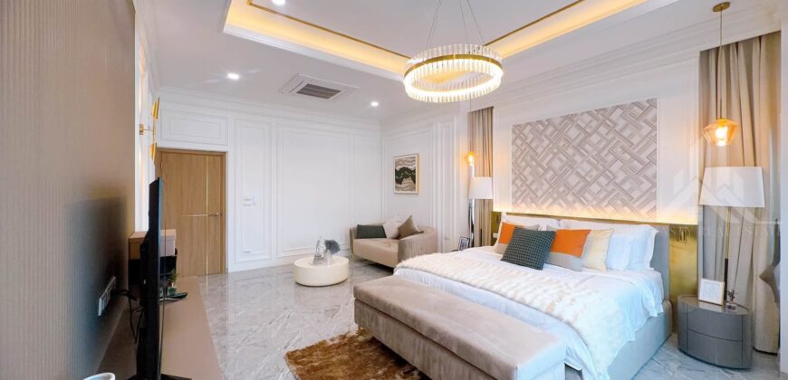 Luxury Pool Villa in Huai Yai Near Na Jomtien