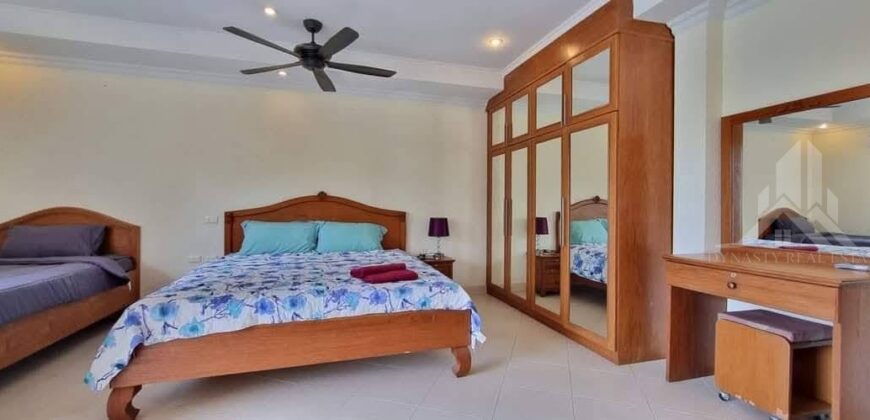 Jomtien 5 Bedroom Pool Villa for Rent