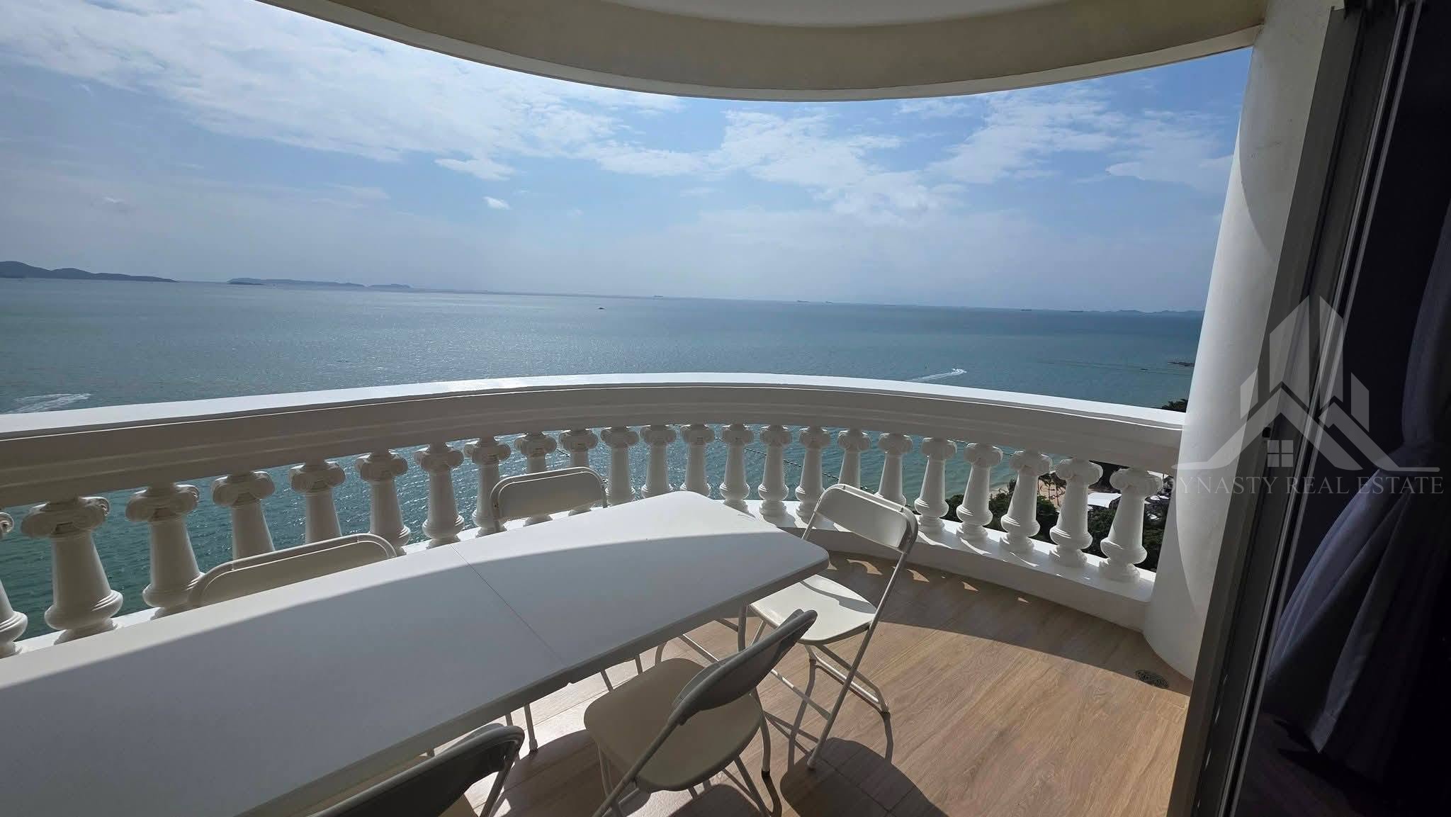 Sky beach condo sea view 3br for rent in pattaya