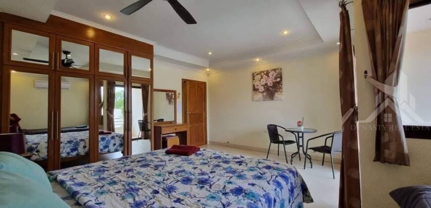 Jomtien 5 Bedroom Pool Villa for Rent