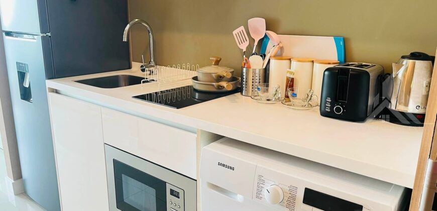 High Floor Sea View Studio for Rent in Jomtien