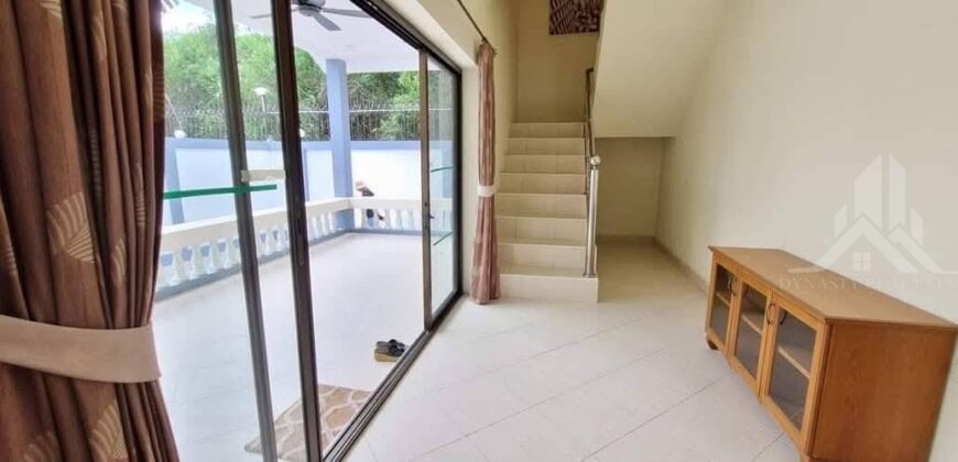 Jomtien 5 Bedroom Pool Villa for Rent