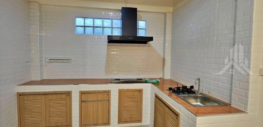 2-Bedroom Khaonoi Townhouse for Sale