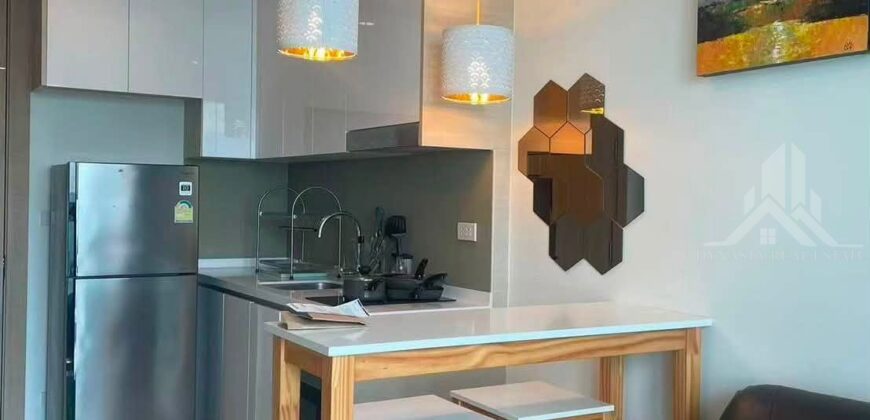 Riviera Jomtien Sea View Condo for Sale in Pattaya