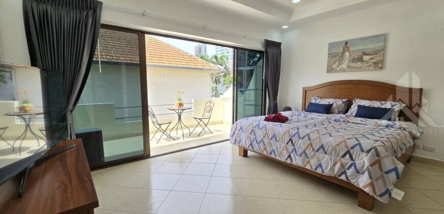 4 Bedroom Townhouse for Rent on Pratumnak Hill