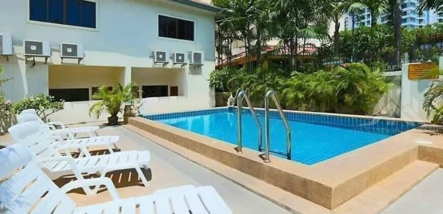 4 Bedroom Townhouse for Rent on Pratumnak Hill