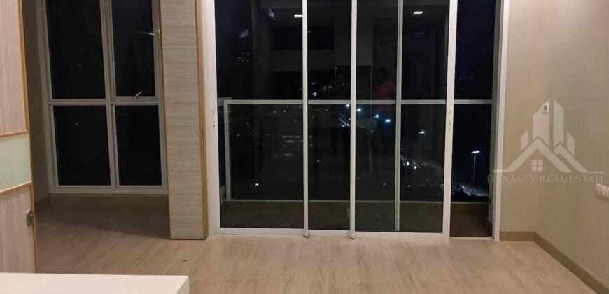 Jomtien Beachfront Condo for Sale with Sea View