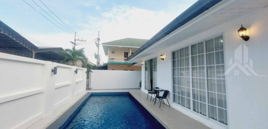 Renovated Pool Villa in Nong Pla Lai for Sale