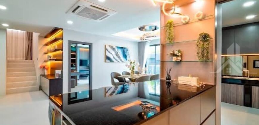 Luxury Pool Villa for Rent Near Jomtien Beach