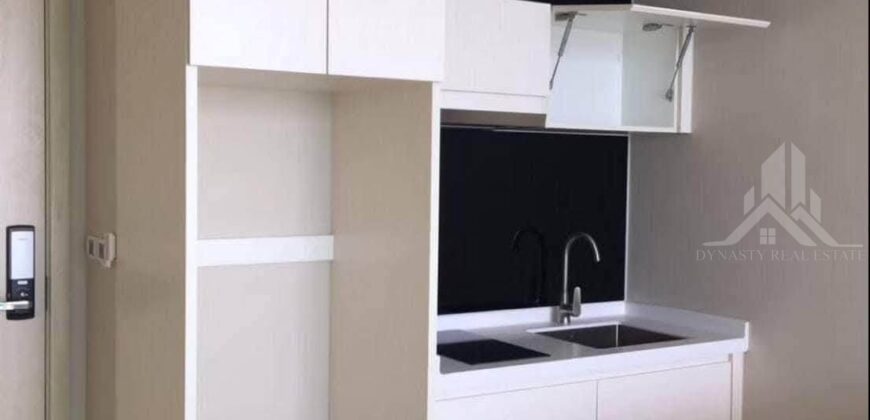 Jomtien Beachfront Condo for Sale with Sea View