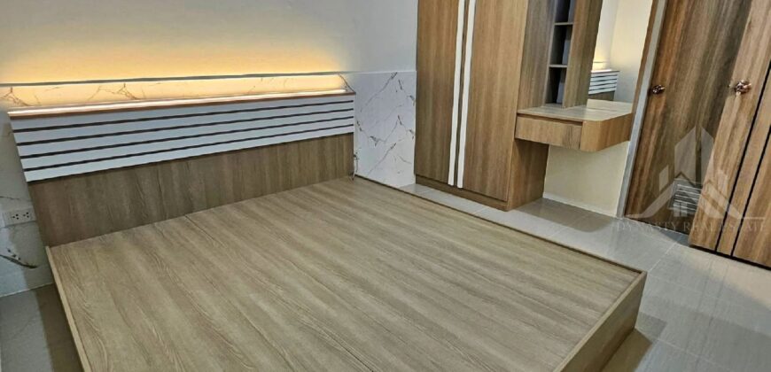 2-Bedroom Khaonoi Townhouse for Sale