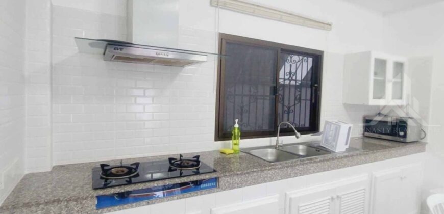 Renovated Pool Villa in Nong Pla Lai for Sale