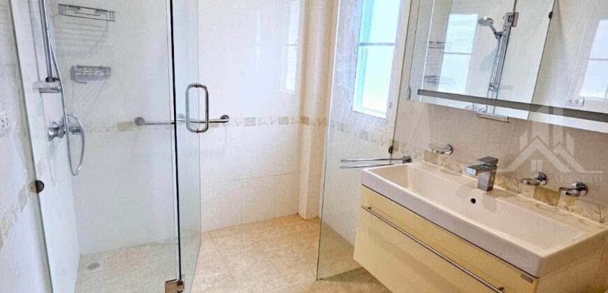 Spacious 3 Bedroom House for Rent in Huay Yai