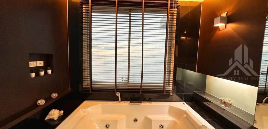 Luxury Beachfront in Na Kluea Pattaya