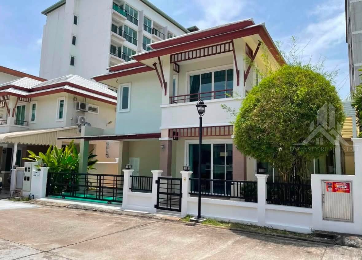 2-story house for rent in khao talo east pattaya