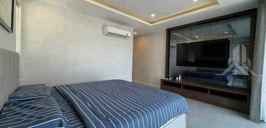 Luxury 3-Bedroom Pool Villa for Rent in Jomtien